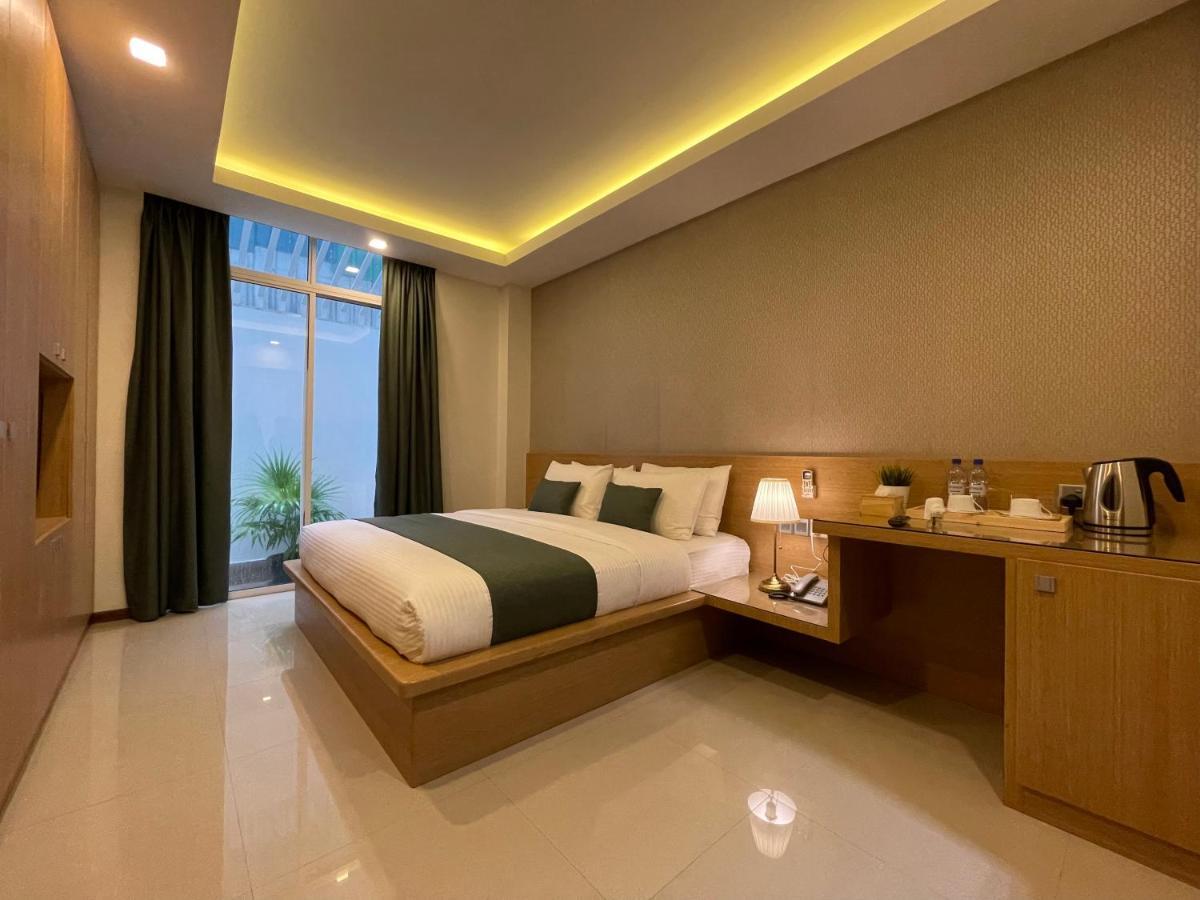 Huvan Beach Hotel At Hulhumalé Eksteriør bilde