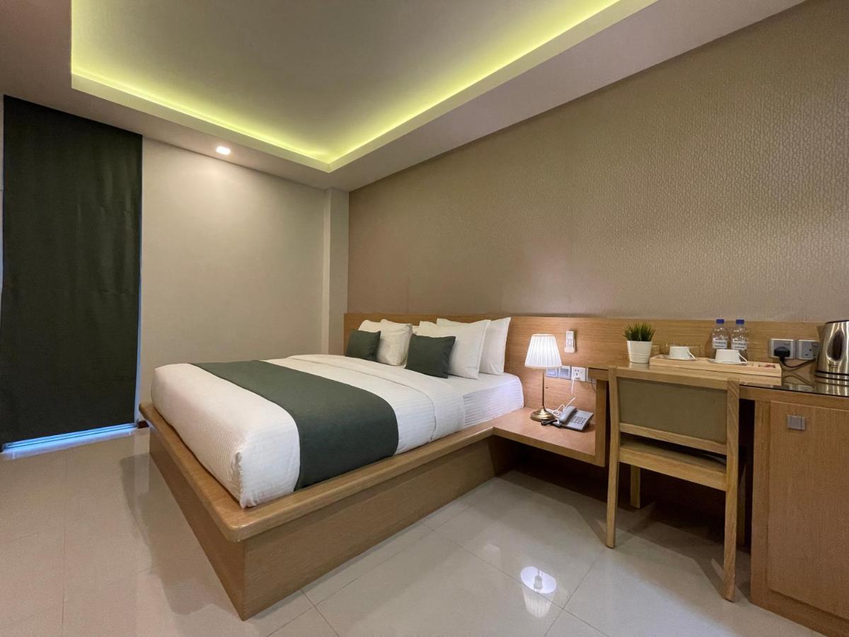Huvan Beach Hotel At Hulhumalé Eksteriør bilde