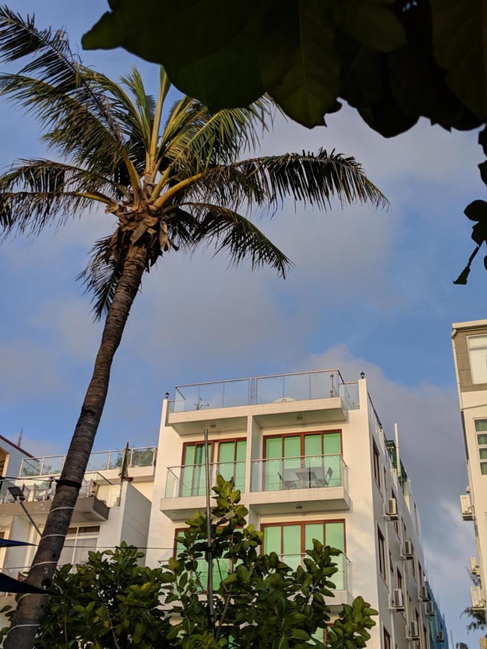 Huvan Beach Hotel At Hulhumalé Eksteriør bilde