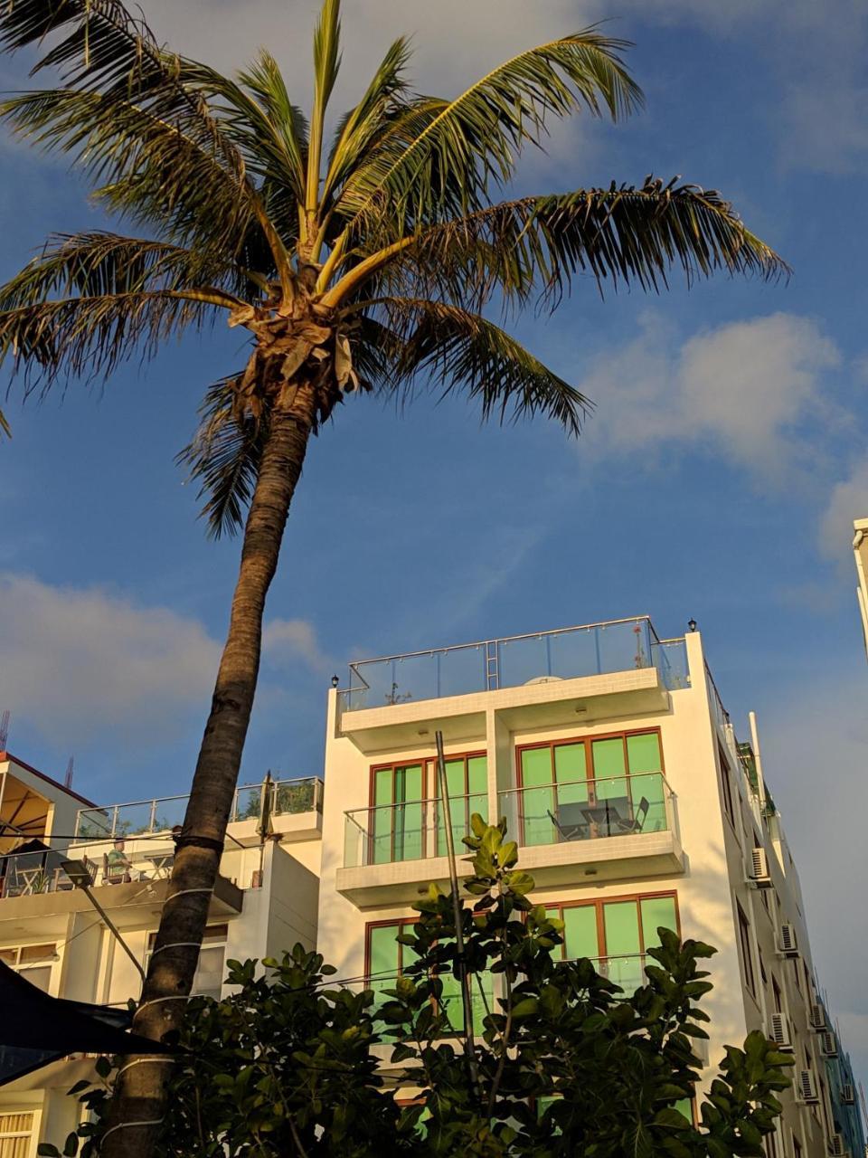 Huvan Beach Hotel At Hulhumalé Eksteriør bilde