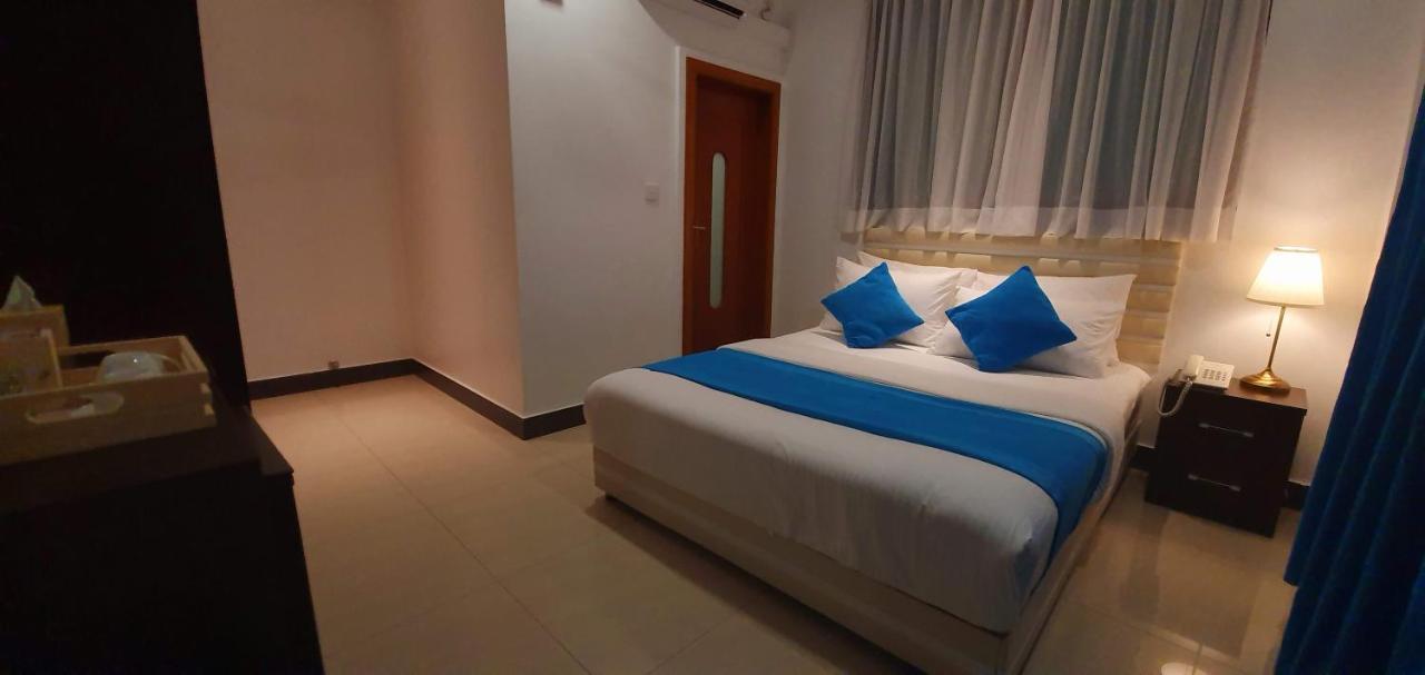 Huvan Beach Hotel At Hulhumalé Eksteriør bilde