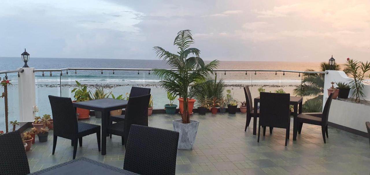 Huvan Beach Hotel At Hulhumalé Eksteriør bilde
